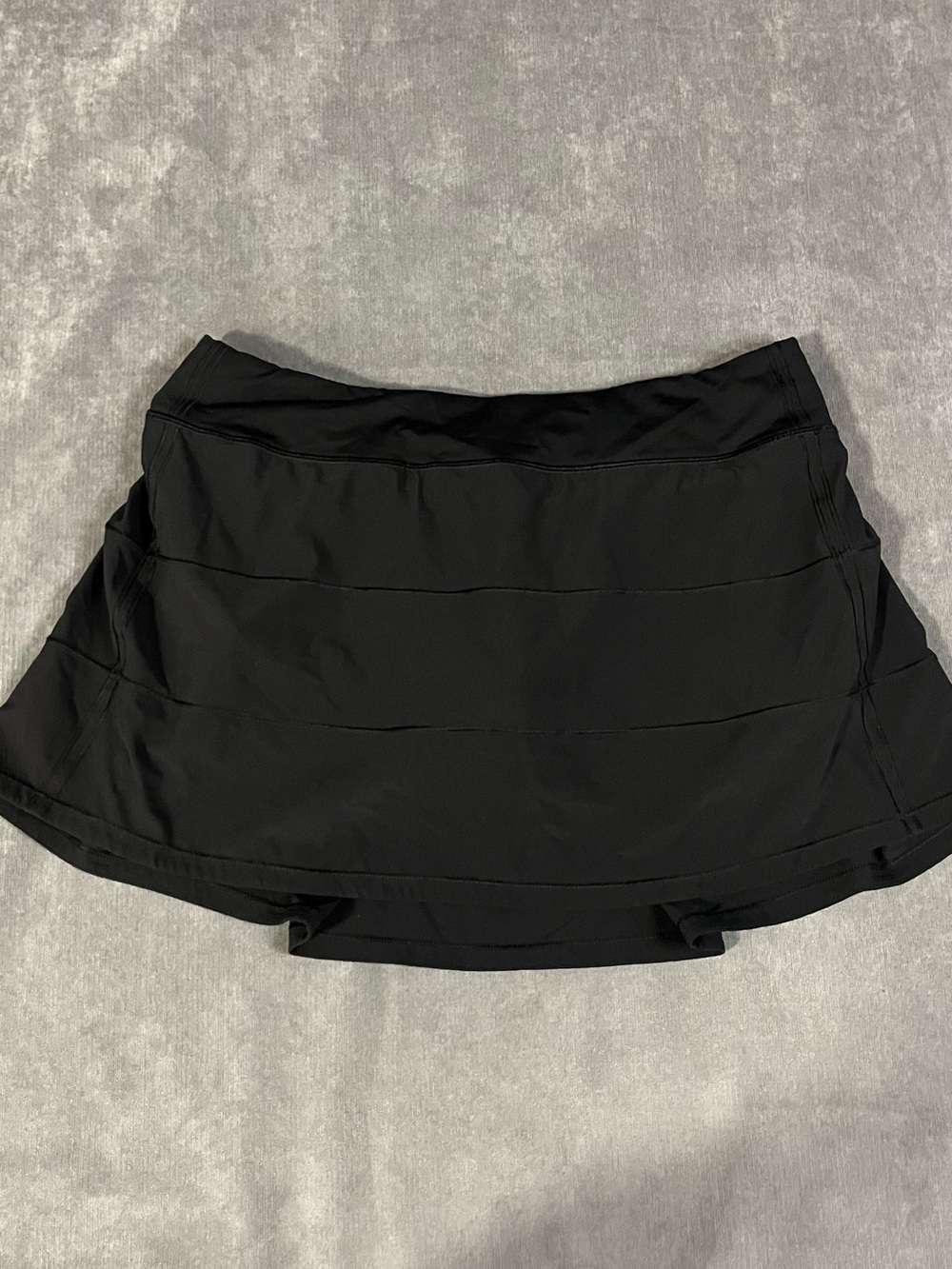 LULULEMON Pace Rival Skirt (Tall) *4-way Stretch 15" in Black Size 12